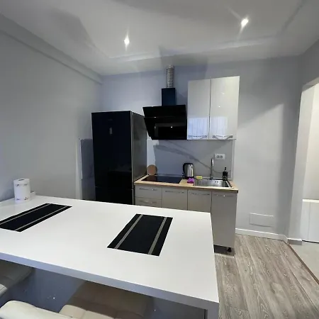 Elite 2 Apartment *